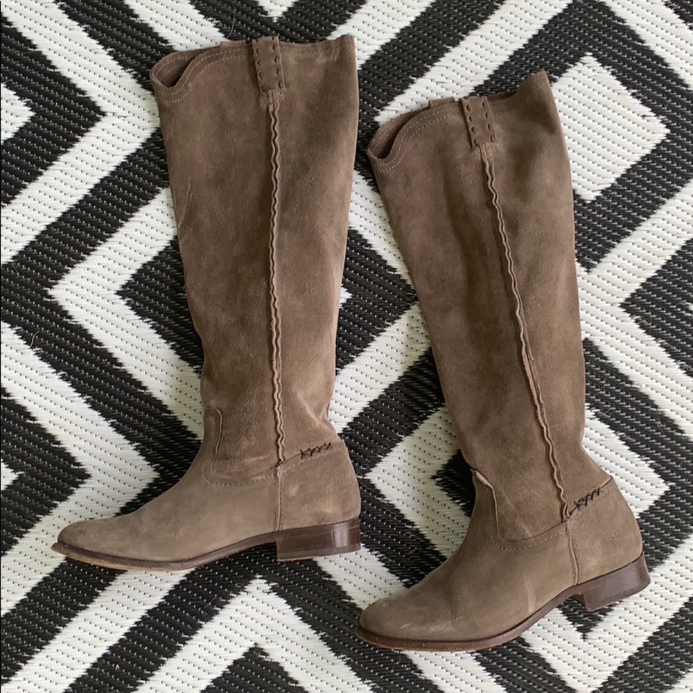 Frye Cara tall suede boots